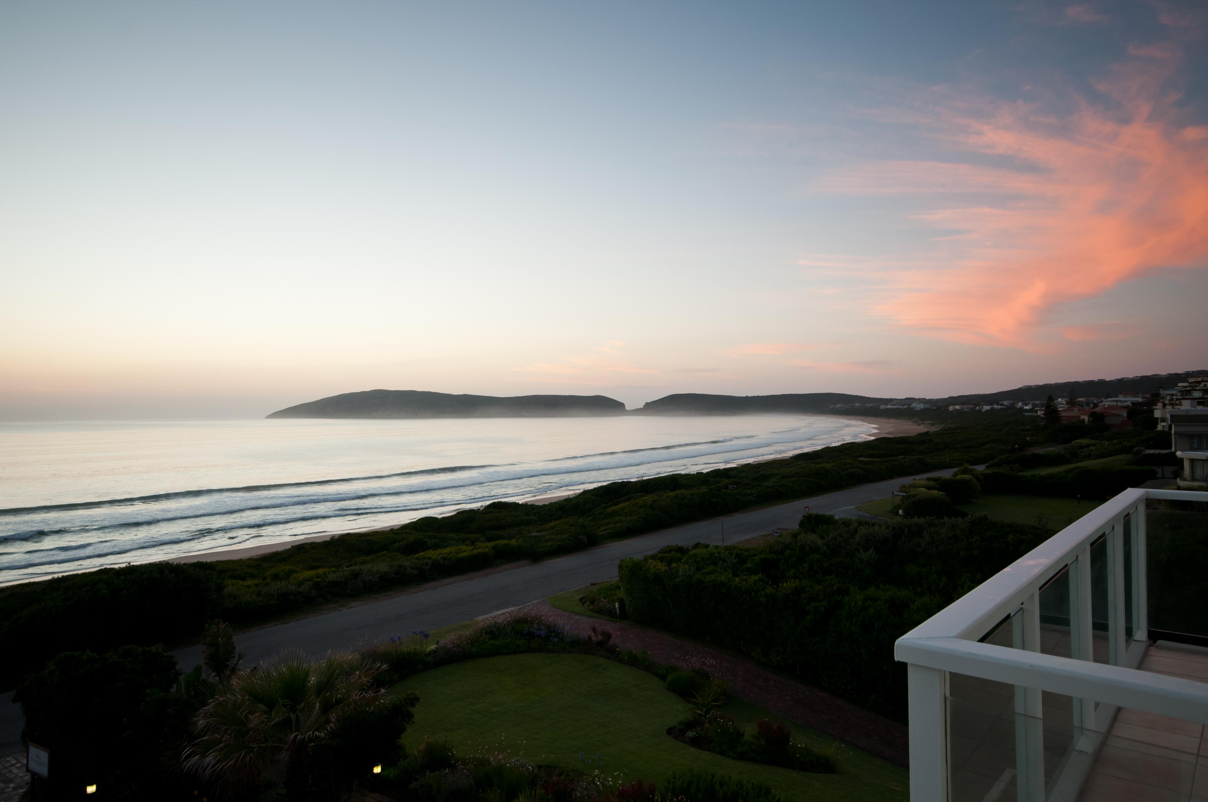 The Robberg Beach Lodge - Lion Roars Hotels & Lodges Плетенбърг Бей Екстериор снимка