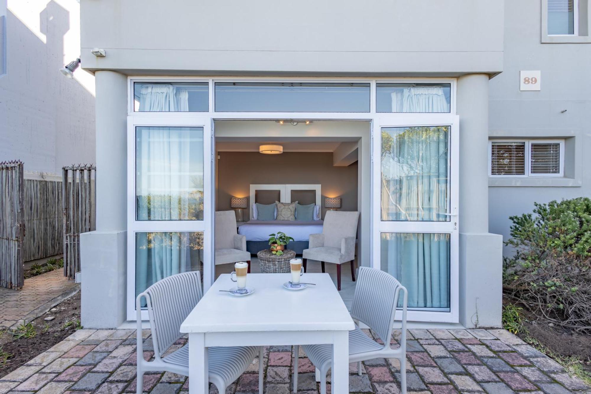 The Robberg Beach Lodge - Lion Roars Hotels & Lodges Плетенбърг Бей Екстериор снимка